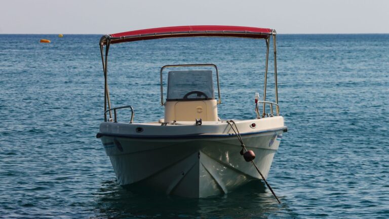 Custom Bimini Tops for Boats: Stylish Sun Protection Solutions Tailored to Your Specific Needs